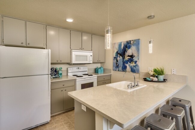 Photo - Chico Meadow Apartments