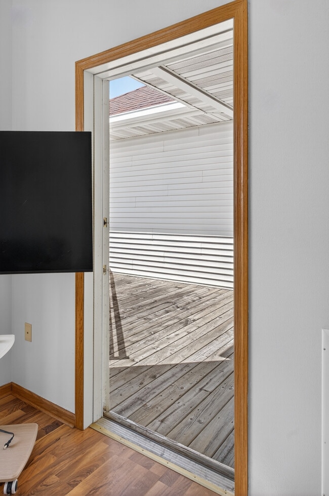 Photo - 301 Harbour Town Dr Unit 406