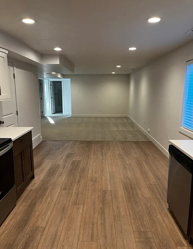 575 Canyon Rim Rd Unidad Basement