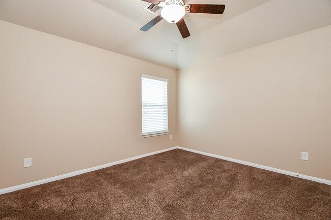 Photo - 19311 Vermillion Ct