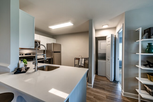 Avana Northlake