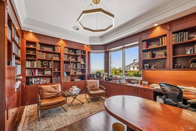 Photo - 138 Gilmartin Dr