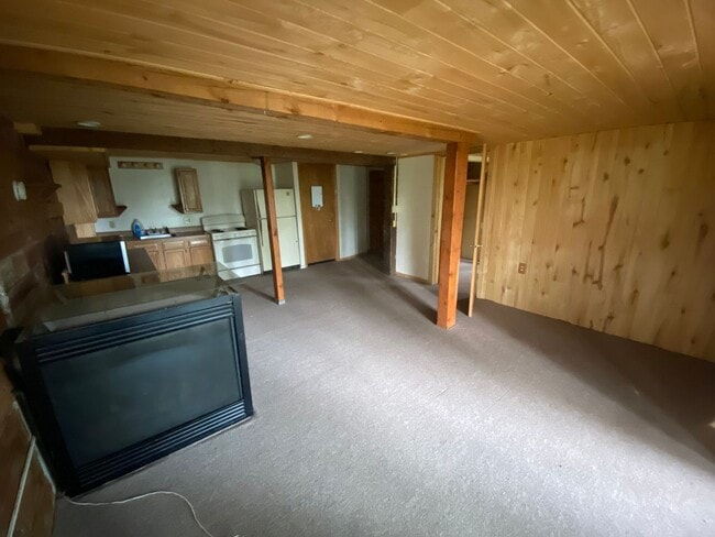 Photo - 100 Unit 2