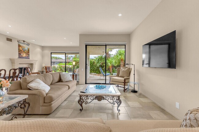 Photo - 31 Stanford Dr