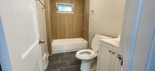 Photo - 2164 Edgewood Rd Unit 2