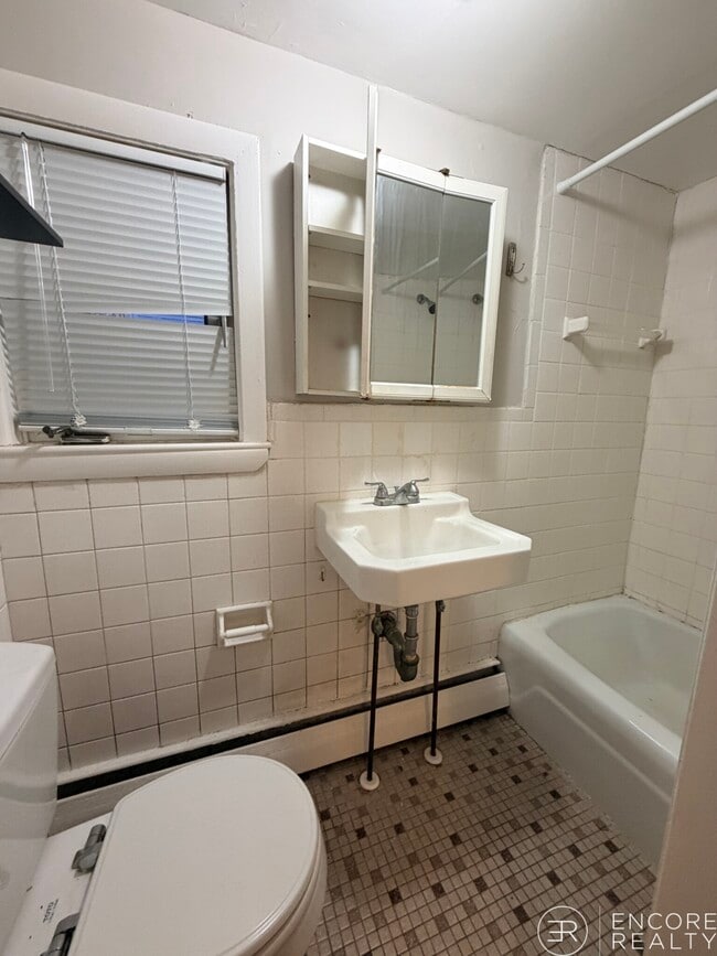 Photo - 9 Elmer St Unit 3