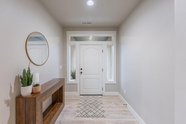 72802 E Grand Bluff Loop