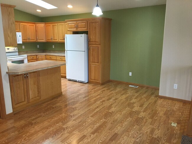 Photo - 4006 9th St S