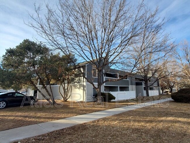 Photo - 1300 12th St Unidad 114