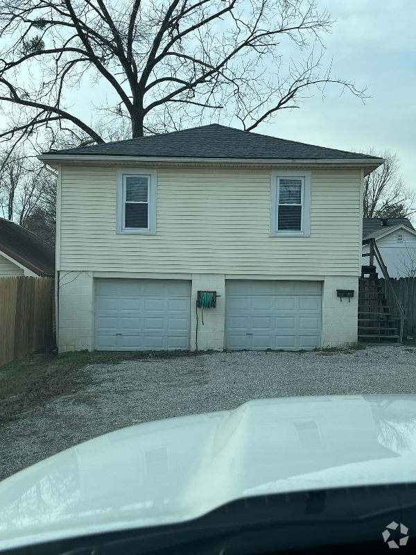 Building Photo - 611 N Race St Unit Garage Rental