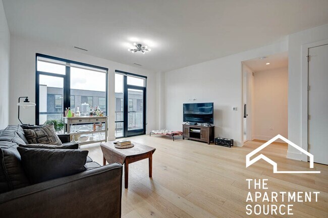 Photo - 1701 W.Webster Unit 712 Unit 712