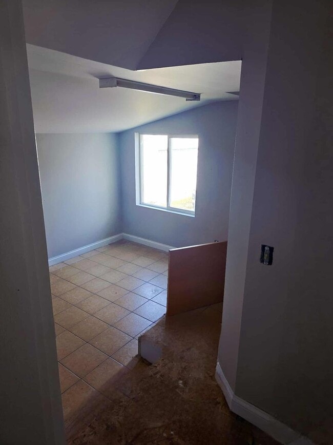 Photo - 106 7th Ave S Unidad C