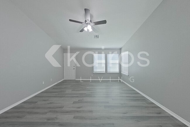 Photo - 2720 Edgemere Dr