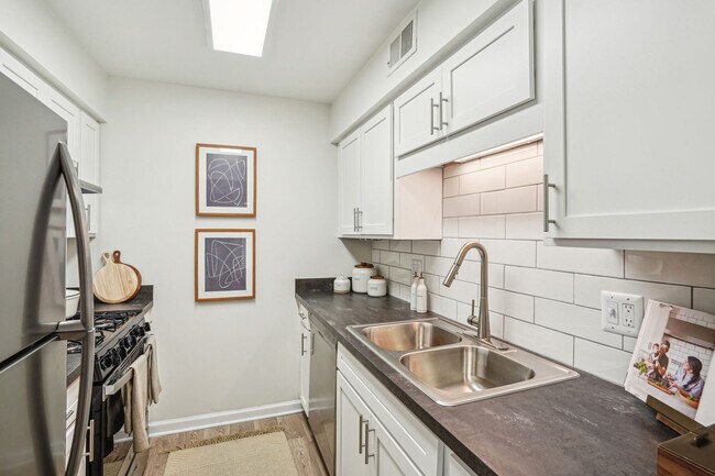 Woodbridge Apartments