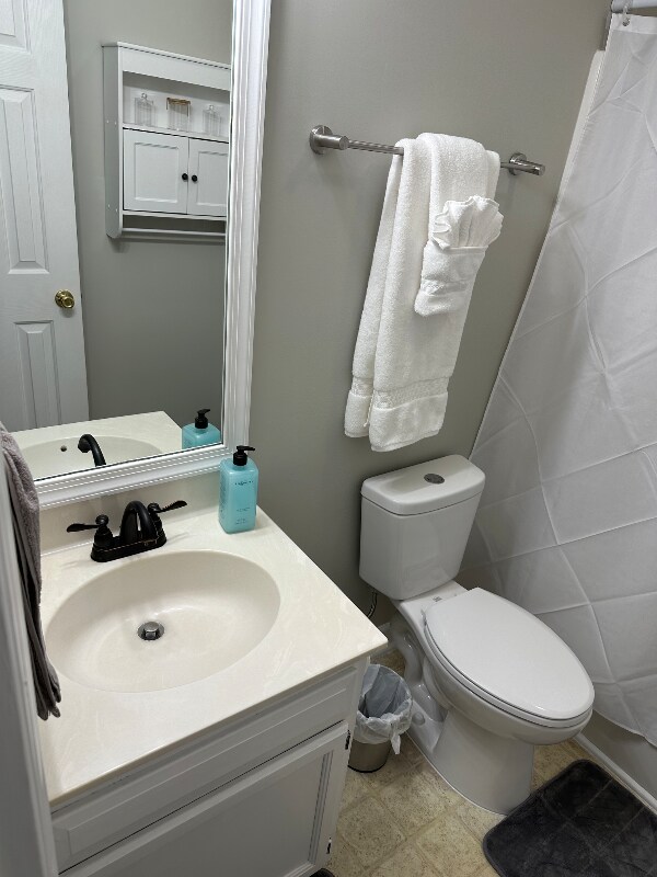 Photo - 1642 Thompson Dr