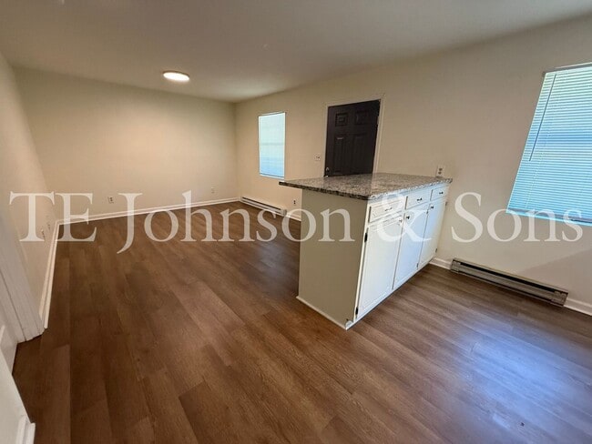 Photo - 1 Bedroom Near Easton Park! Water Included Unit 2813 C