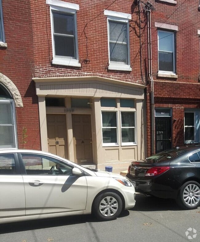 Building Photo - 1039 N 4th St Rental