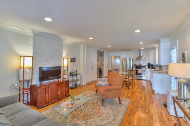Photo - 1316 Pennock Ave