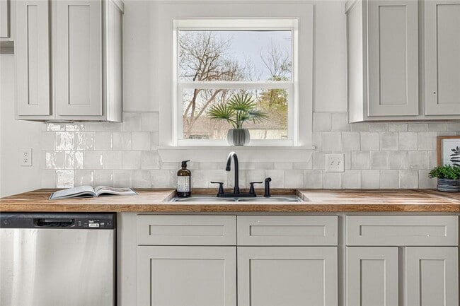 Photo - 710 S Pearl St