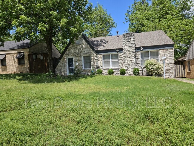 Photo - 3113 Drexel Ct House
