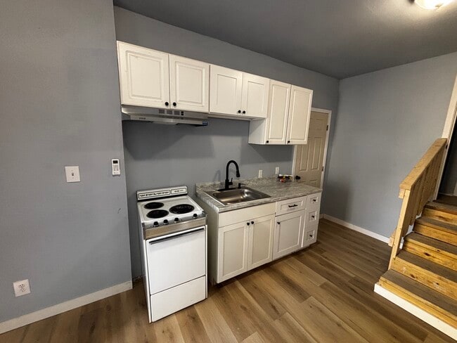 Photo - 26 Kingwood Gardens Dr