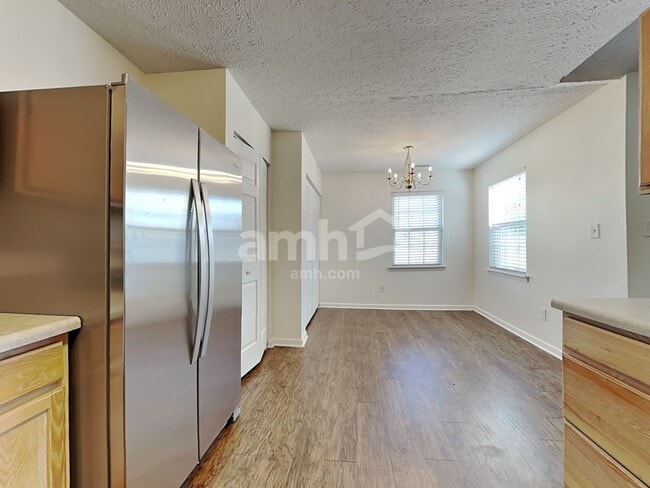 Photo - 1907 Landon Farms Ln