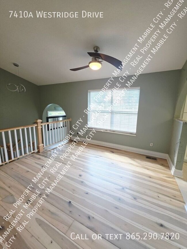 Photo - 7410 Westridge Dr