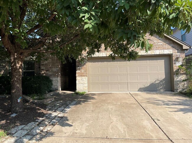 Photo - 13613 Hymeadow Cir House