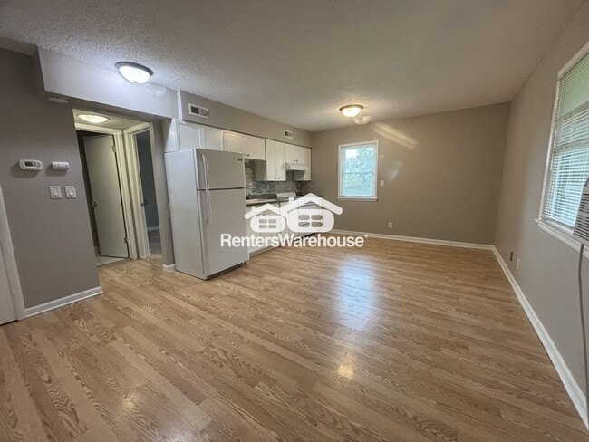 Photo - 229 College Ave