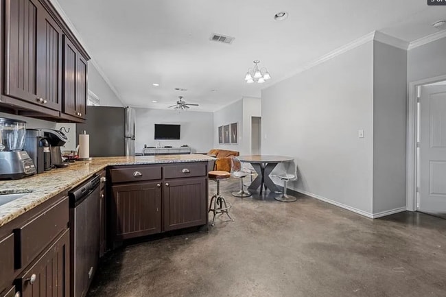 Photo - 2608 S 2nd St