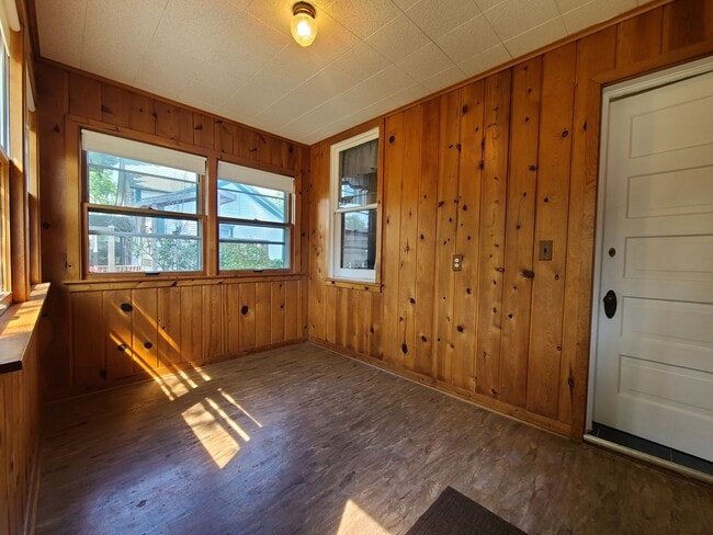 Photo - 3 Bedroom, One Bath Duplex in St. Joseph