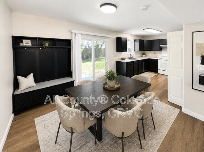 Photo - 235 Ellers Grove