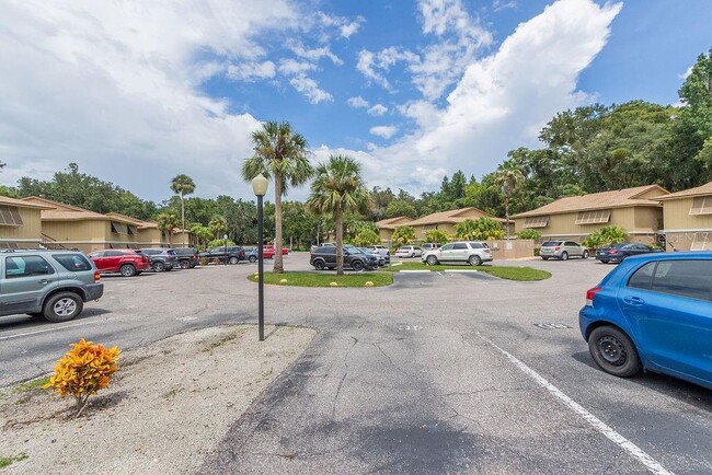 Photo - 130 Jasmine Woods Ct Unit 6D