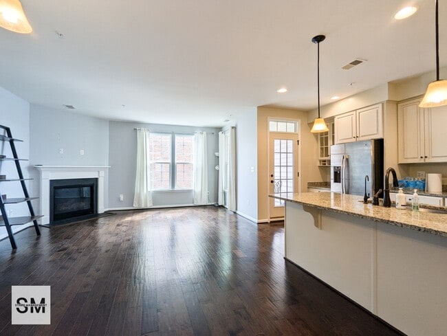 Photo - 5462 Stream Bank Ln