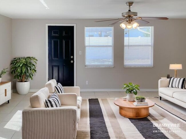 Photo - 7236 Darien Way