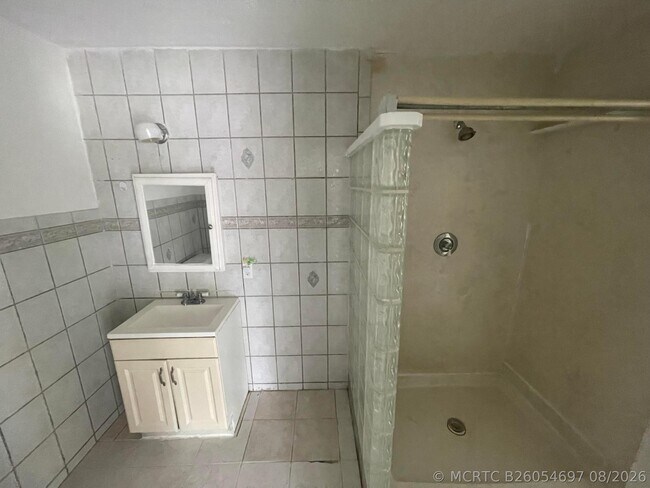 2819 Polk St Unit B