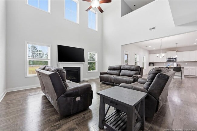 Photo - 4141 McBryde St