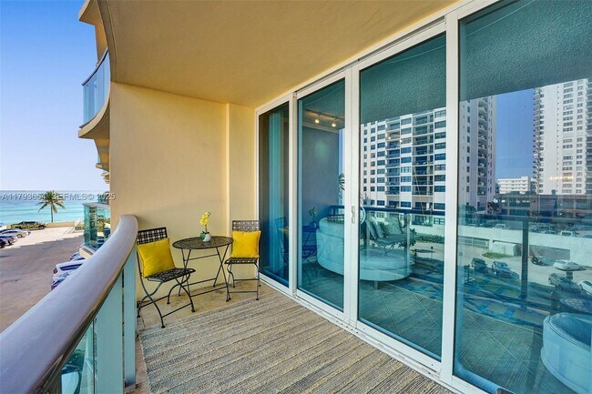 Building Photo - 2501 S Ocean Dr Unit 401 (Ave. March 2026)