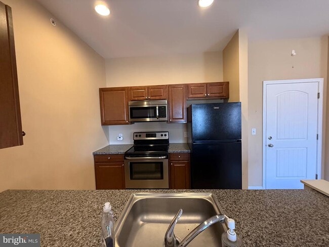 Photo - 2 S 3rd St Unit 2