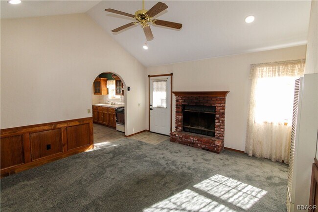 Photo - 158 Leonard Ln