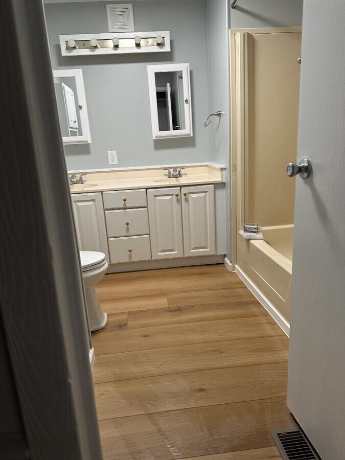 Photo - 11285 E Pleasant Lake Rd