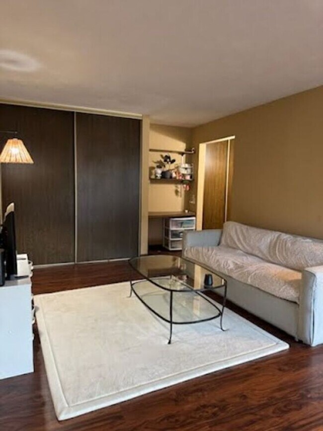 Photo - 1 Bedroom Condo in Hopkins Unit 930-2
