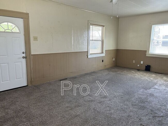 Photo - 301 E Granby St House