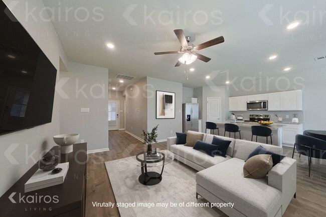 Photo - 104 ORTHELLO COURT