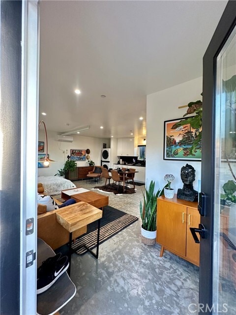 Photo - 6156 Burwood Ave