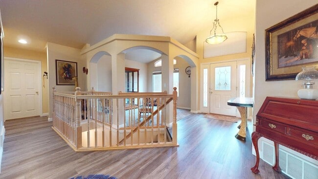 Photo - Laguana at Green Springs