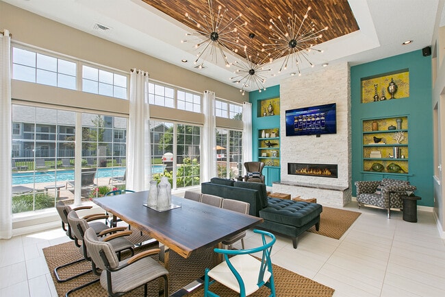 Photo - Brookdale Lakes