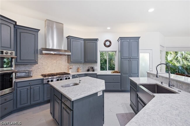 Photo - 27231 Lakeway Ct