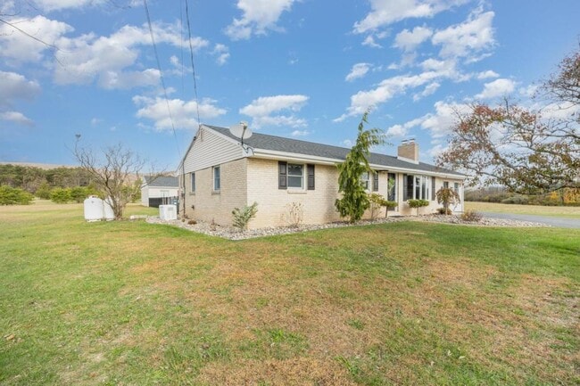 Photo - 411 Wagner Dr