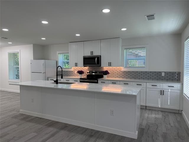 Photo - 310 Sunset Ct